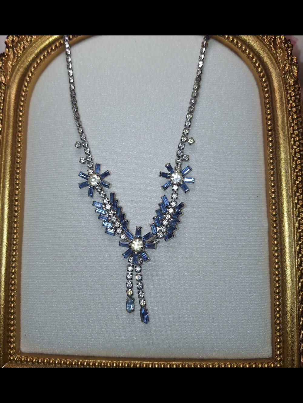 Vintage Rhinestone Crystal  Necklace
